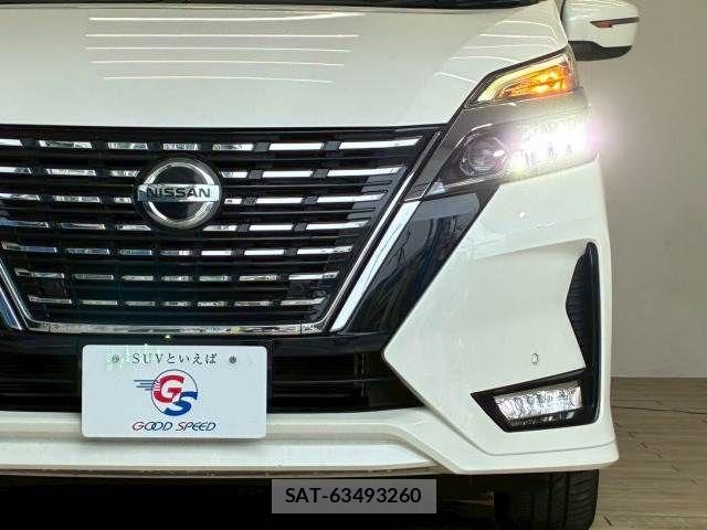 Nissan SERENA 2020-12 7252246-17