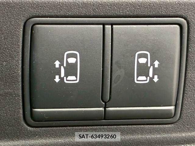 Nissan SERENA 2020-12 7252246-7