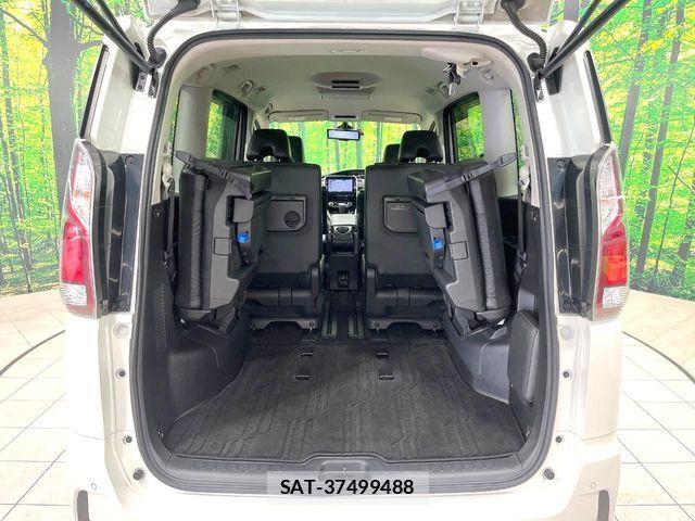 Nissan SERENA 2018-03 7252247-11