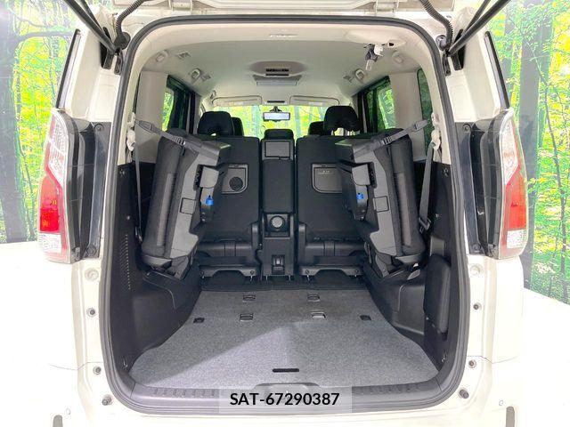 Nissan SERENA 2016-10 7252262-10