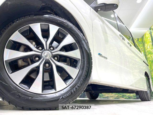 Nissan SERENA 2016-10 7252262-12