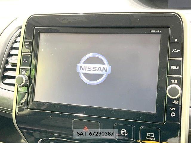 Nissan SERENA 2016-10 7252262-3