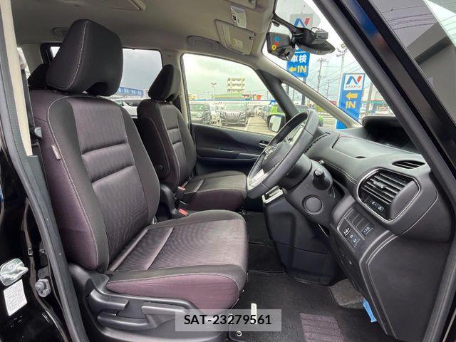 Nissan SERENA 2019-06 7252250-8