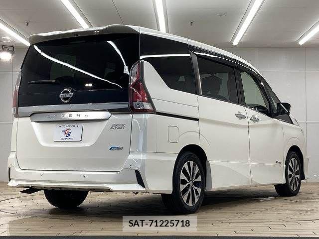 Nissan SERENA 2016-11 7252254-16