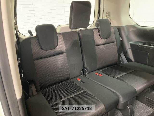 Nissan SERENA 2016-11 7252254-6