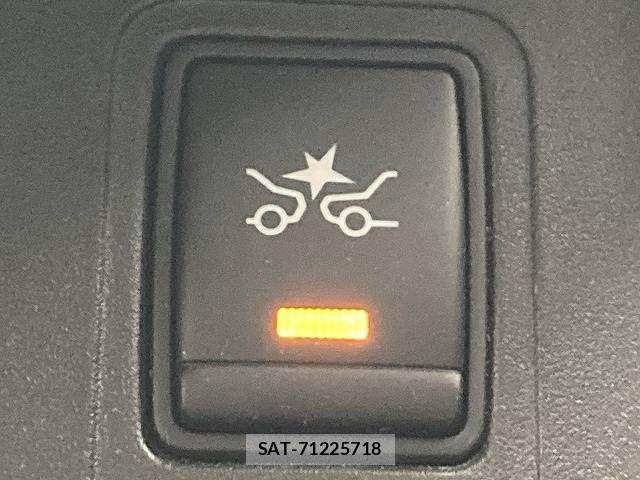 Nissan SERENA 2016-11 7252254-8