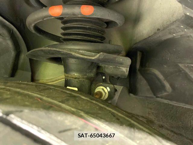 Nissan SERENA 2015-07 7252264-19