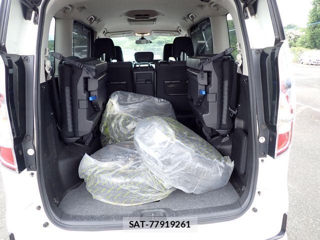 Nissan SERENA 2020-02 7252253-23