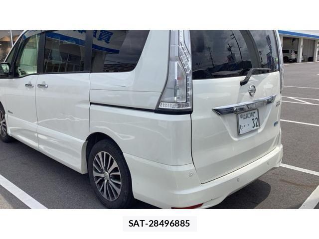 Nissan SERENA 2014-01 7252276-1