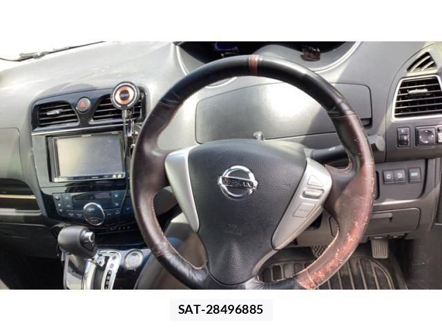 Nissan SERENA 2014-01 7252276-3