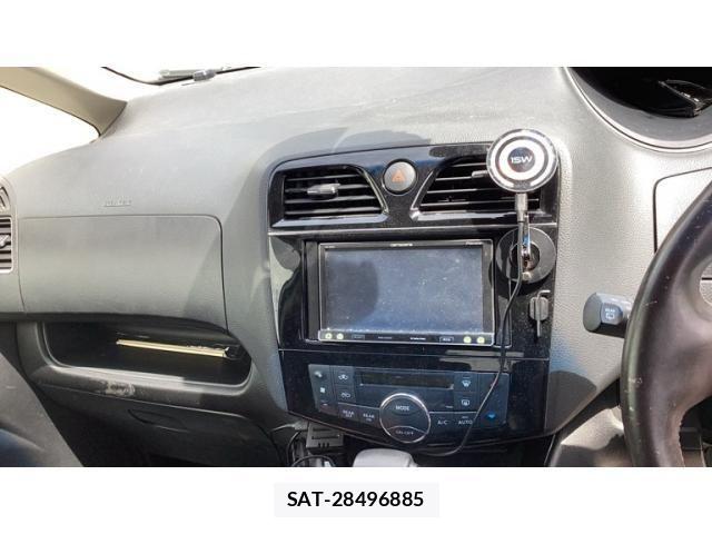 Nissan SERENA 2014-01 7252276-8