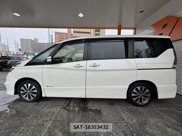 Nissan SERENA 2017-12 7252257-10