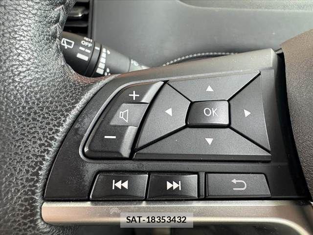 Nissan SERENA 2017-12 7252257-27