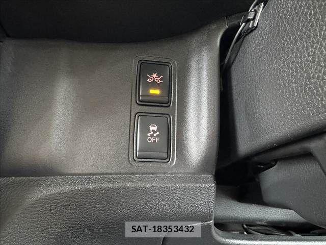 Nissan SERENA 2017-12 7252257-4