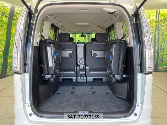 Nissan SERENA 2014-11 7252270-9