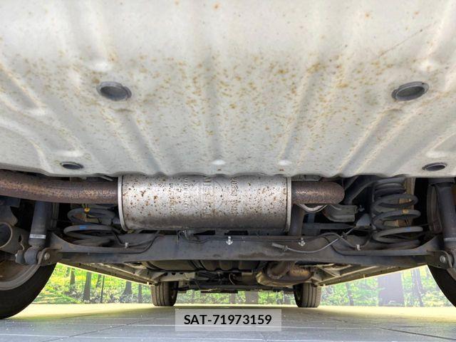 Nissan SERENA 2014-11 7252270-18