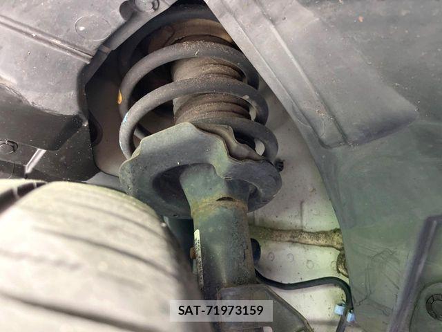 Nissan SERENA 2014-11 7252270-19