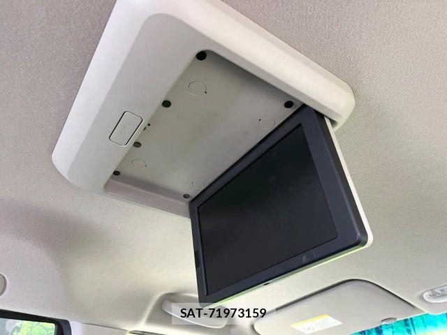 Nissan SERENA 2014-11 7252270-3