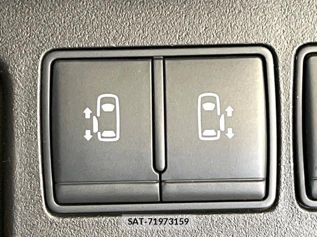 Nissan SERENA 2014-11 7252270-4