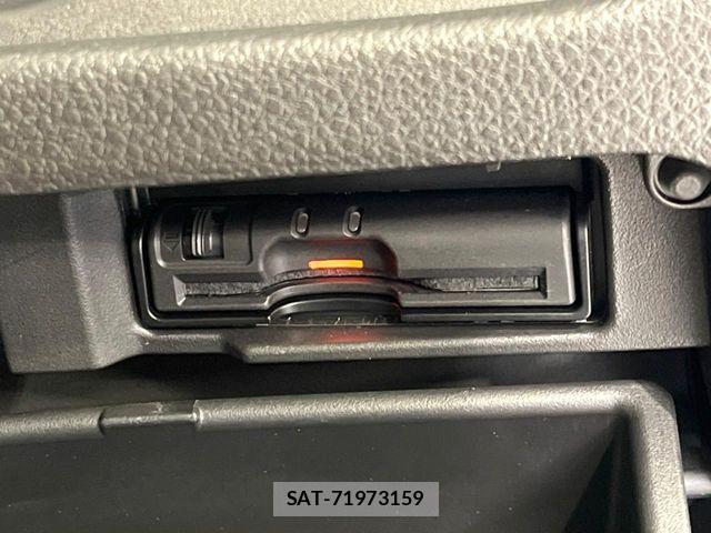 Nissan SERENA 2014-11 7252270-5