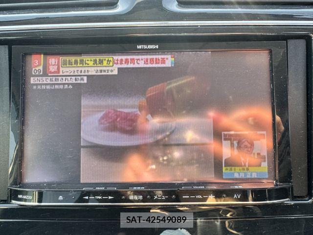 Nissan SERENA 2013-07 7252271-8