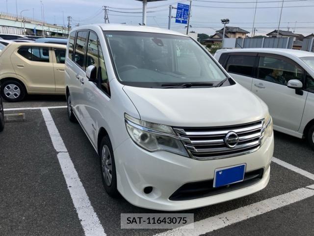 Nissan SERENA 2014-02 7252277-1