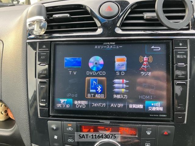 Nissan SERENA 2014-02 7252277-19