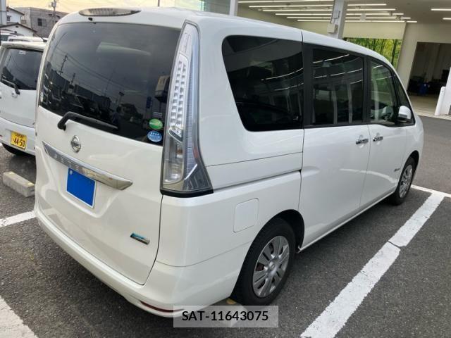 Nissan SERENA 2014-02 7252277-4