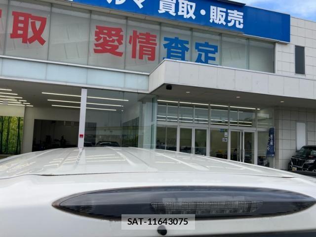 Nissan SERENA 2014-02 7252277-5
