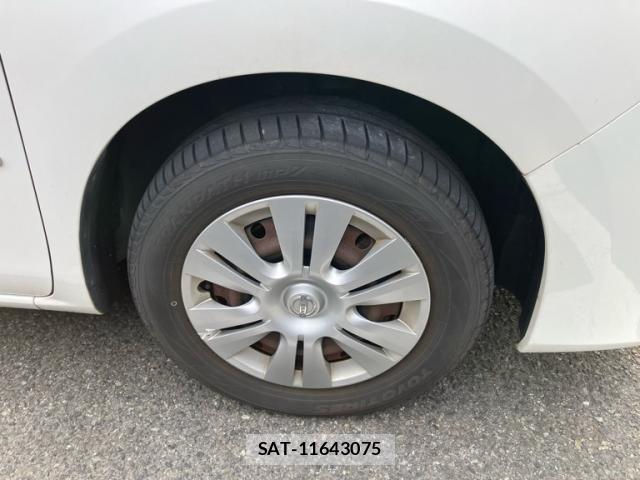 Nissan SERENA 2014-02 7252277-7