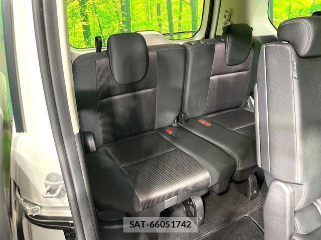 Nissan SERENA 2018-03 7252265-11