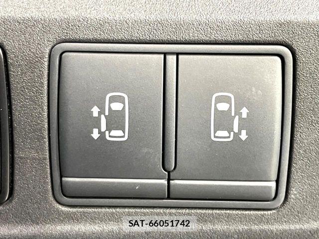 Nissan SERENA 2018-03 7252265-5