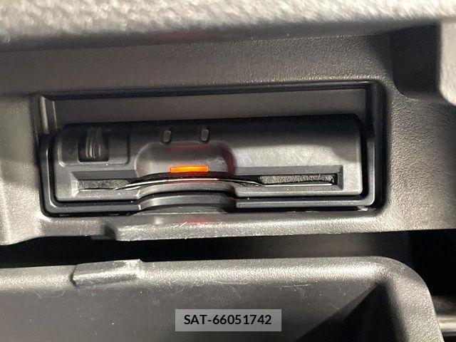 Nissan SERENA 2018-03 7252265-7