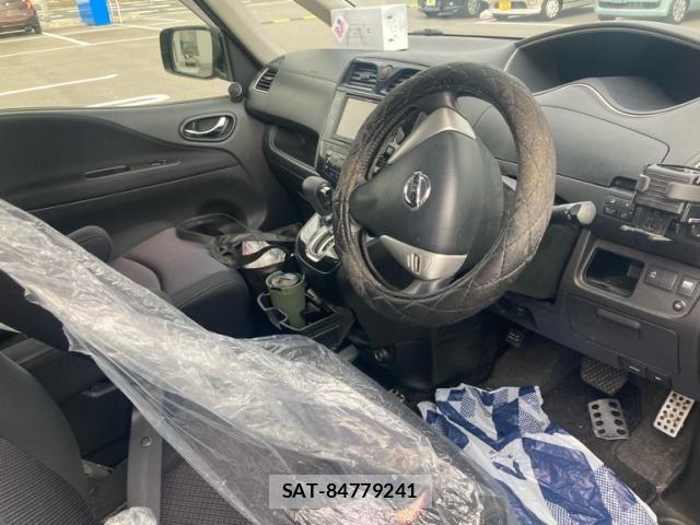 Nissan SERENA 2013-08 7252274-10