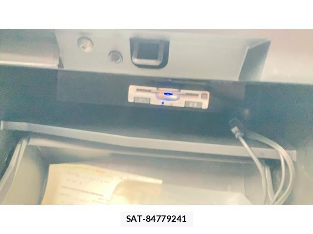 Nissan SERENA 2013-08 7252274-17