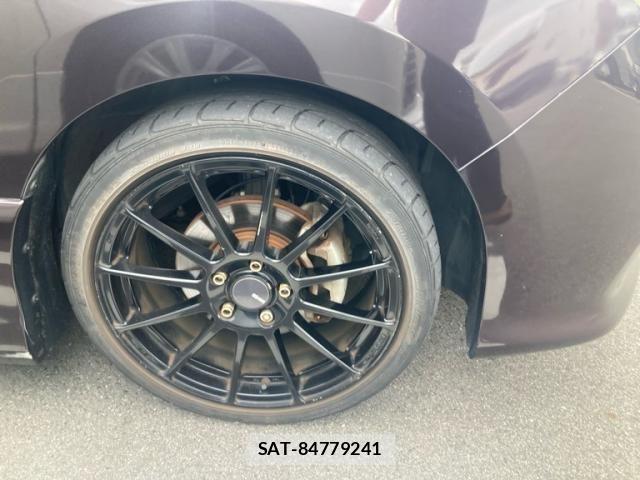 Nissan SERENA 2013-08 7252274-2