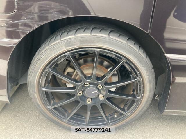 Nissan SERENA 2013-08 7252274-3