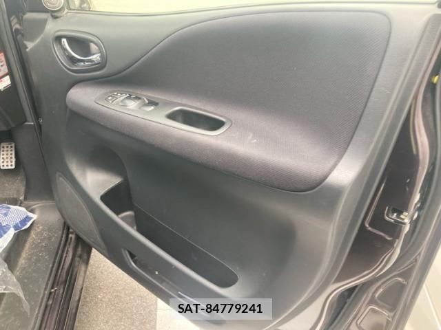 Nissan SERENA 2013-08 7252274-7