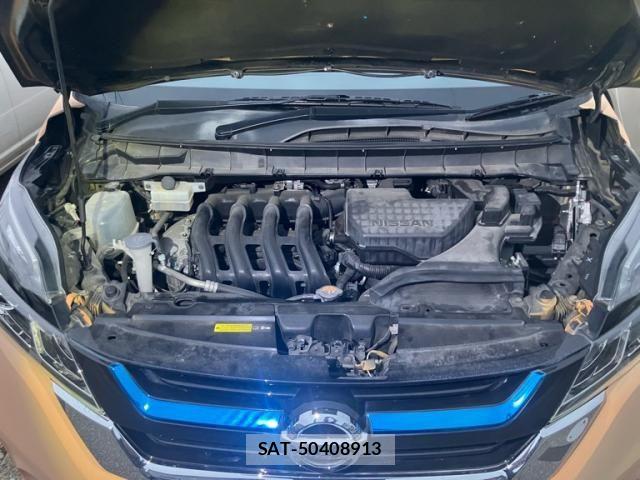 Nissan SERENA 2016-11 7252267-26
