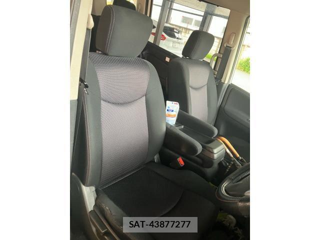 Nissan SERENA 2013-12 7252273-12