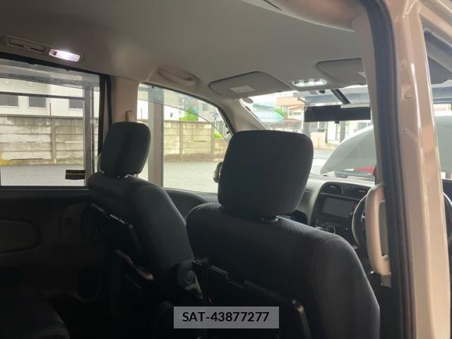 Nissan SERENA 2013-12 7252273-17