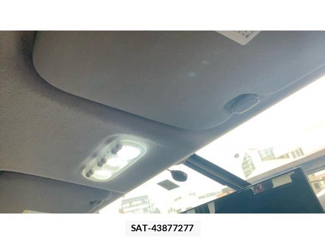 Nissan SERENA 2013-12 7252273-25