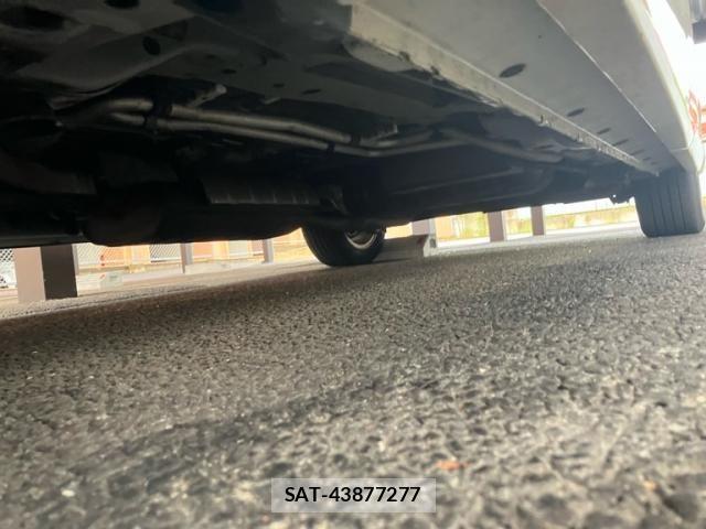 Nissan SERENA 2013-12 7252273-5