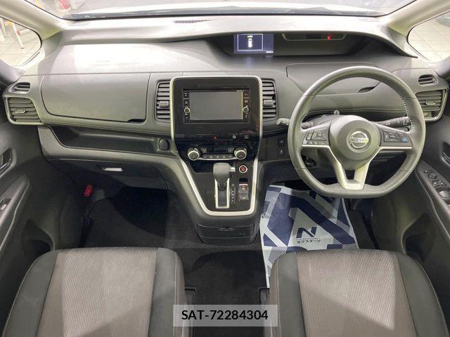 Nissan SERENA 2017-09 7252258-1