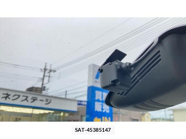 Nissan SERENA 2017-12 7252269-23