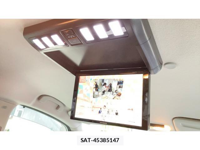 Nissan SERENA 2017-12 7252269-26