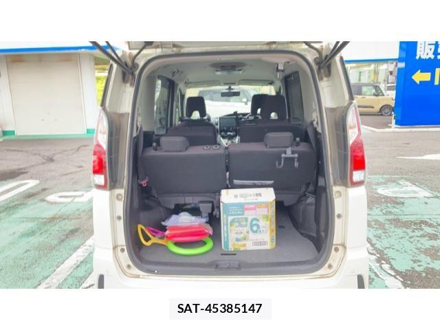 Nissan SERENA 2017-12 7252269-5