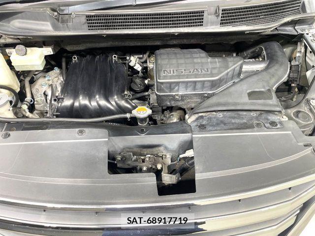 Nissan SERENA 2016-02 7252266-17