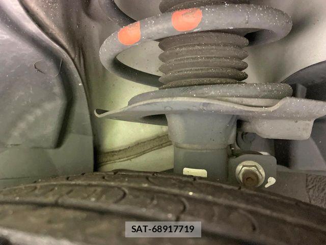 Nissan SERENA 2016-02 7252266-19