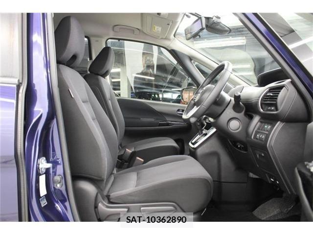 Nissan SERENA 2016-08 7252263-28